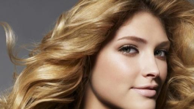 Tagli capelli lunghi 2015