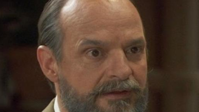 Leon confessa il segreto a Raimundo
