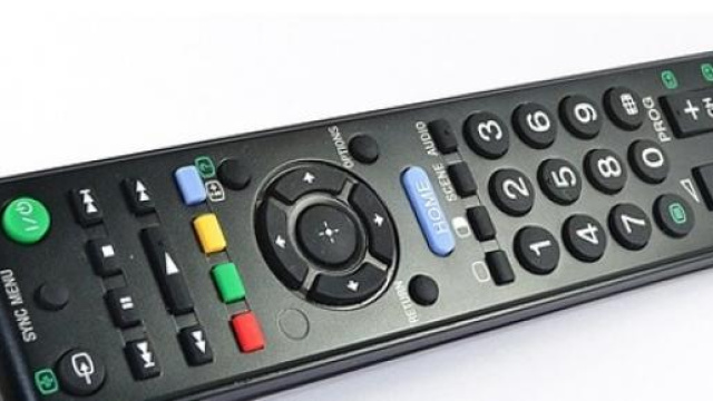 Programmi Tv di stasera Rai e Mediaset, 8 febbraio