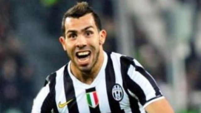 Tevez autore di un gol e di un assist