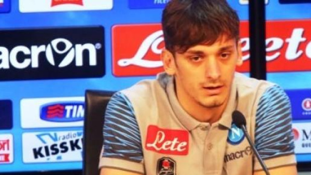 Manolo Gabbiadini al secondo gol con il Napoli