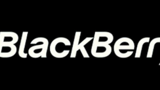 Blackberry Passport, prezzo e recensione