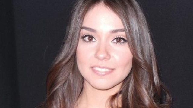 Uomini e donne: Sharon parla di Andrea e Valentina