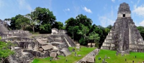 Plaza de Tikal, aqu&iacute; los mayas se reun&iacute;an
