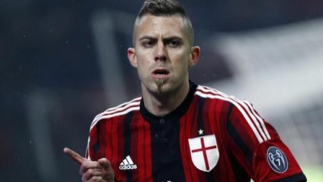 l'attaccante francese Menez
