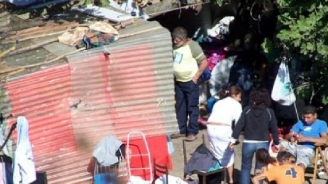 Tragedia sfiorata in un campo nomadi di Roma