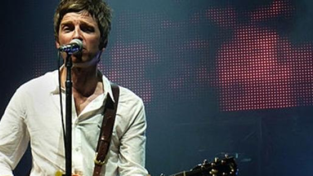Noel Gallagher in concerto