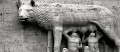 Scrulpture "The Wolf", Rome. 