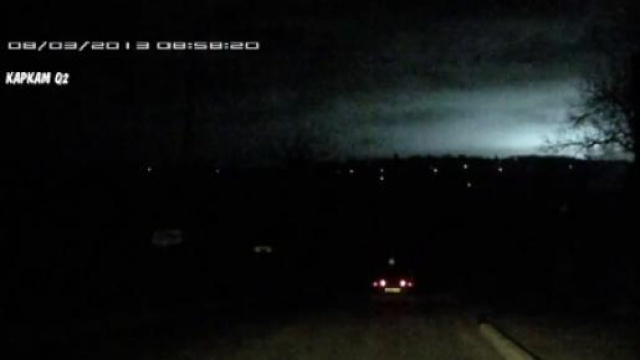 Flash misterioso filmato in Russia.