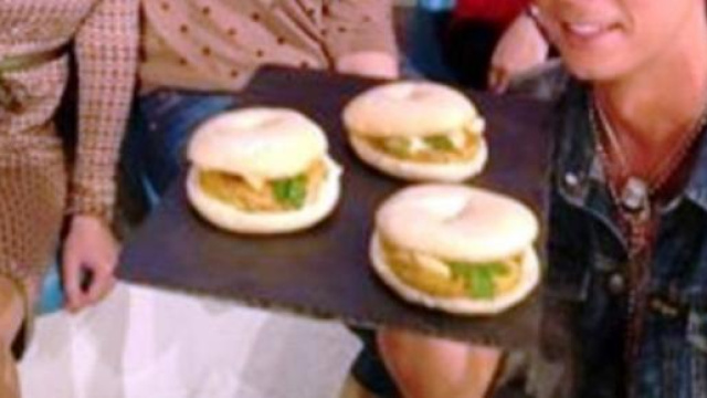 Ricetta bagel con burger di ceci