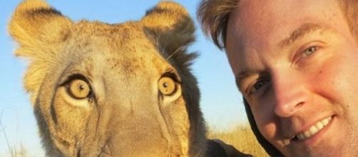 Sirga y Grueger posando juntos