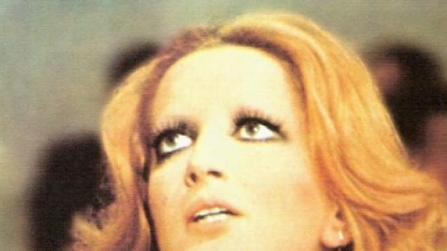 Mina raccontata nel nuovo libro di Roberta Maresci