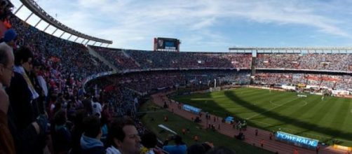 El Estadio Monumental, abarrotado como es habitual