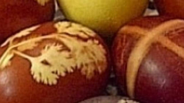 Ecco come fare le uova di Pasqua in casa.