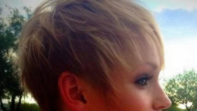 5) Pixie cut sfilato     