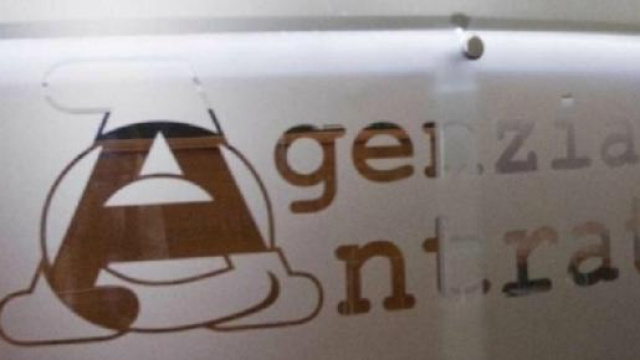 Agenzia delle Entrate: "Elimina code online".
