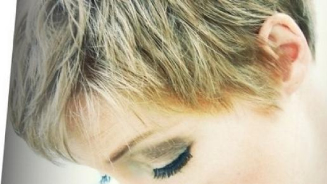 3) Pixie cut per capelli spessi