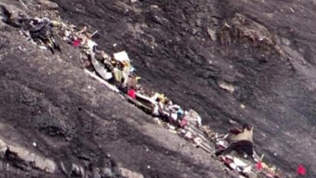 I resti del Germanwings sulle Alpi