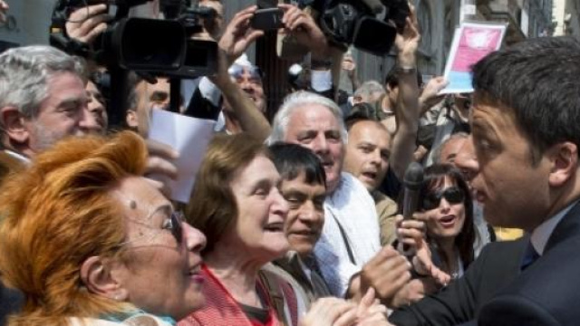 Riforma scuola, dietrofront di Renzi