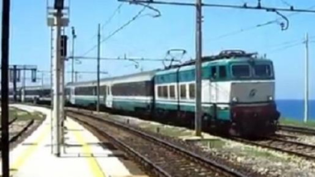 Sciopero treni e aerei 14/15 e 20 marzo 2015