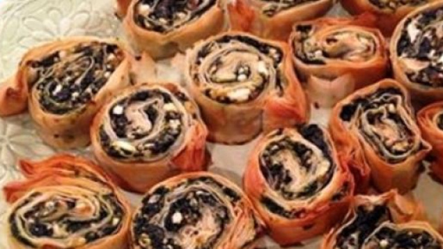 Sfoglie con feta e spinaci