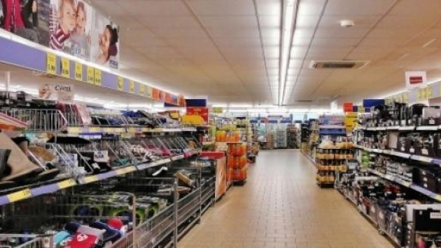 Supermercato Pam di Bologna cerca commessi