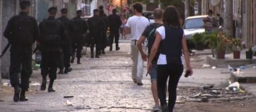 'En Tierra Hostil' visit&oacute; a espa&ntilde;oles en Brasil