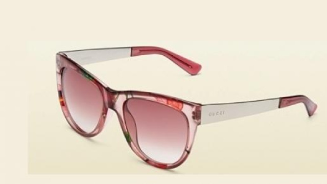 Occhiali con montatura a fiori - foto sito Gucci