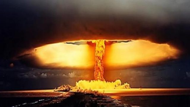 Il fungo atomico creato dall'esplosione nucleare