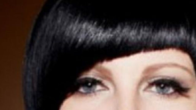 Taglio asimmetrico, corto e nero