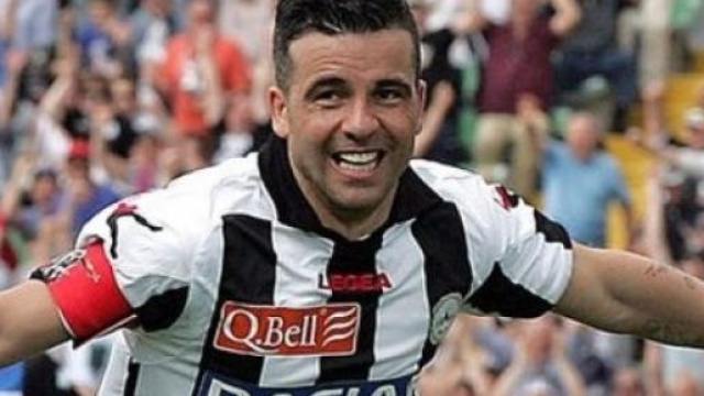 Antonio Di Natale a segno contro il Torino