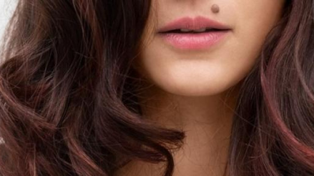 Capelli mossi, foto tinta L'oreal color inoa