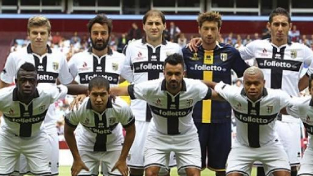 La formazione giallo-blu del Parma