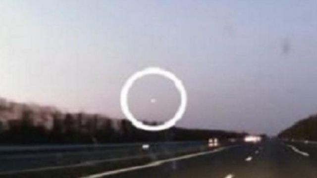 Palla luminosa in Bretagna. Ufo o meteorite?