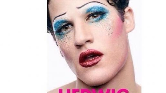 Darren Criss torna in scena, adesso &egrave; Hedwig
