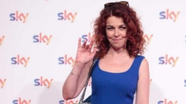 Paola Saluzzi conduttrice sky 