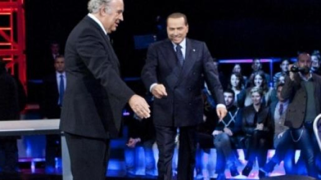 Anticipazioni e ospiti Servizio pubblico stasera