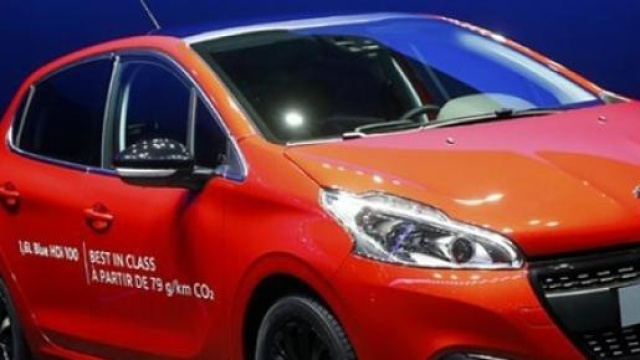 Peugeot 208 restyling in arrivo a giugno
