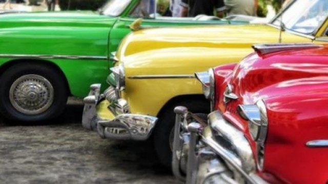 Bollo auto, moto storica: doccia fredda esenzione 