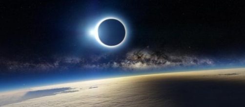 La NASA niega el supuesto "eclipse gal&aacute;ctico"