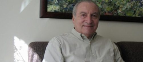 Tom&aacute;s Eloy Mart&iacute;nez escritor y periodista tucumano