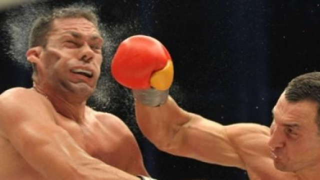 Il mostruoso destro di Klitschko