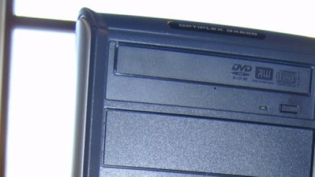 Colorado: trentasettenne spara al proprio computer