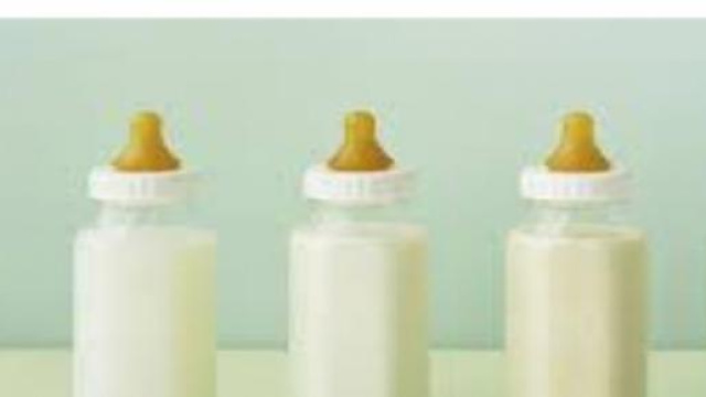 Latte materno in vendita su internet