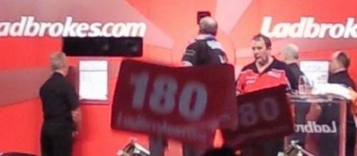 Van Barneveld and Taylor are battling for 4th 