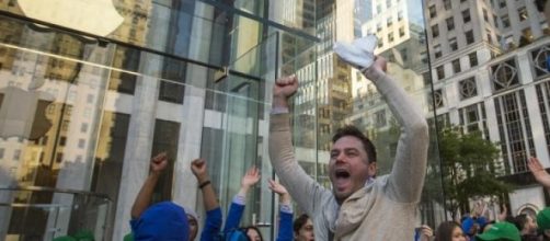 Rumours of Apple Watch feeds brand enthusiasm 