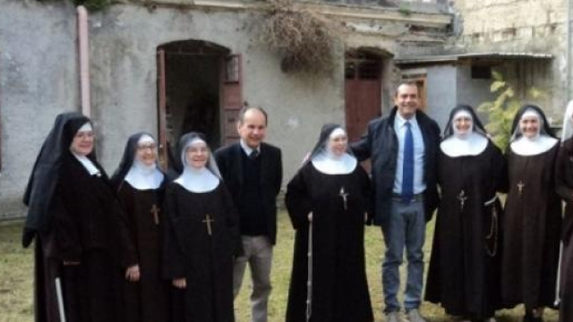 De Magistris visita il Monastero