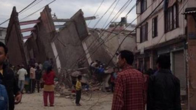 Terremoto in Nepal a Kathmandu: 449 morti