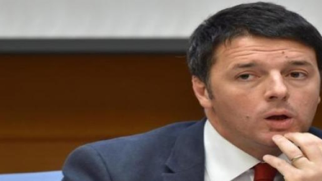 Renzi pensieroso: saranno le pensioni?
