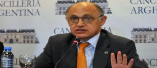Timerman ya no es m&aacute;s socio de la AMIA